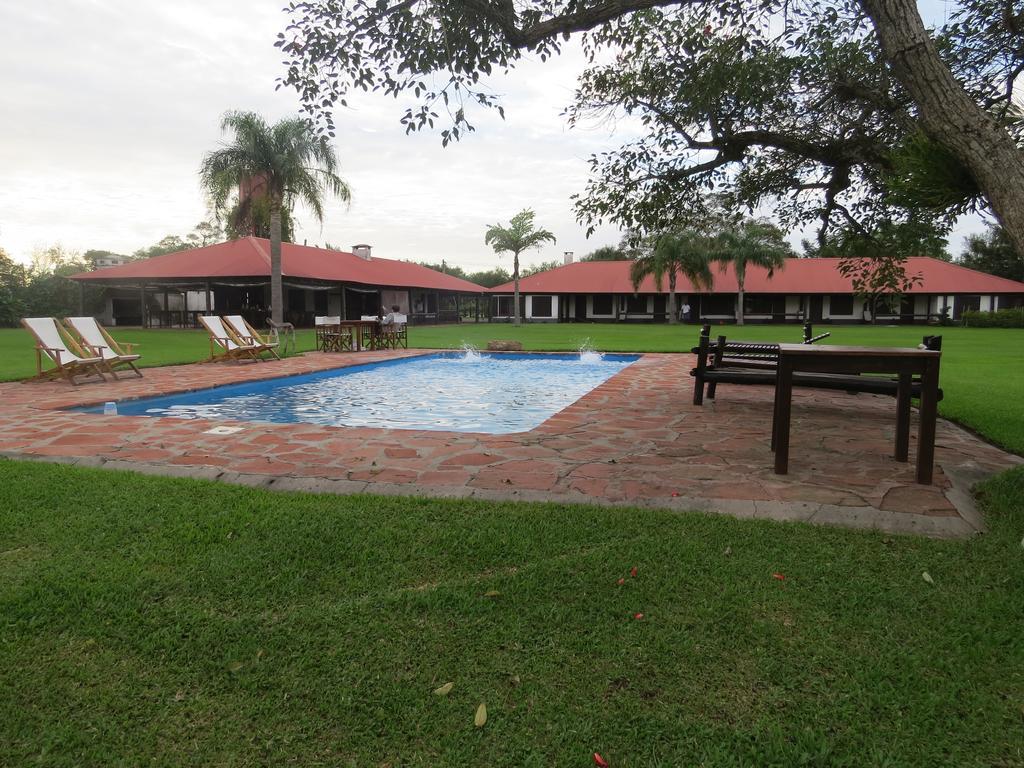 Aguape Lodge Colonia Carlos Pellegrini  Eksteriør billede