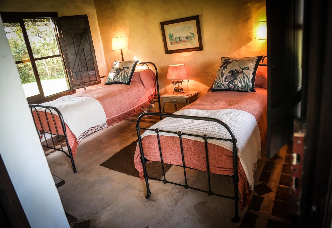 Aguape Lodge Colonia Carlos Pellegrini  Eksteriør billede